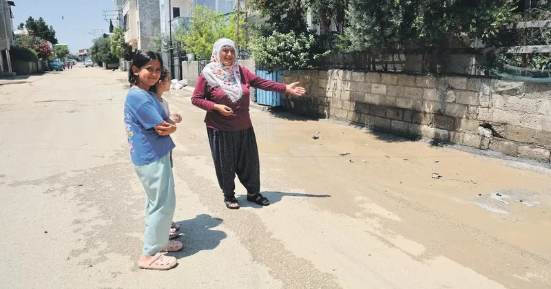 Mahalle sular altında kaldı
