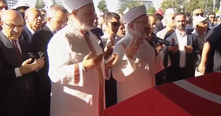Orman şehidi AKUT gönüllülerine veda