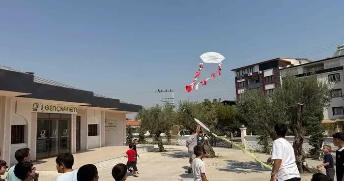 Soma’da uçurtmalar Filistin için havalandı