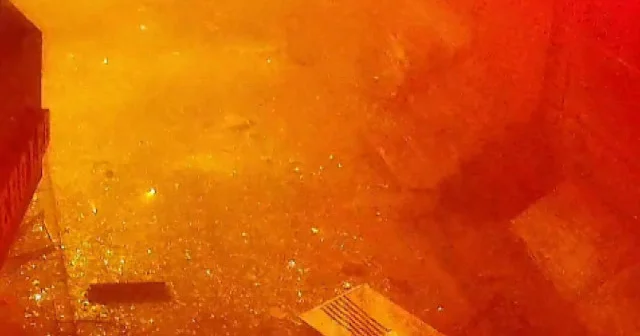 Beyoğlu nda binayı yıkan patlama anı ortaya çıktı VİDEO İZLE