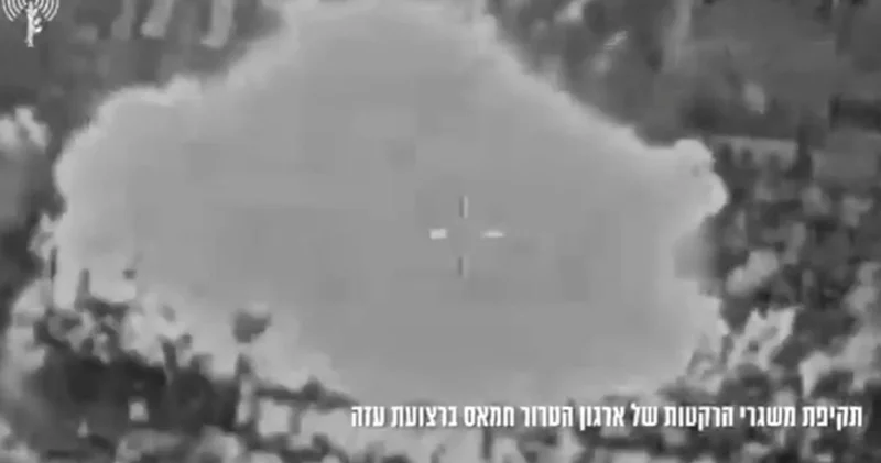 İsrail Yemen de Başkanlık Sarayı nı bombaladı