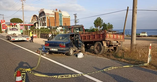 Park halindeki traktöre çarpan otomobilin sürücüsü öldü Ordu Haberleri