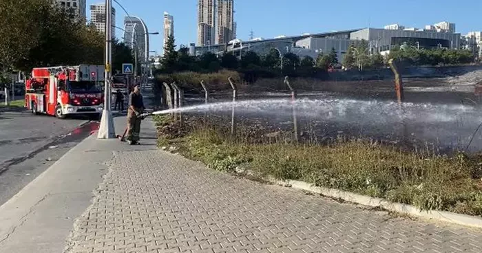 Esenyurt ta yangın! Ekipler müdahale etti