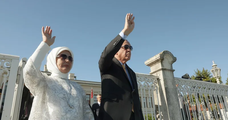 Emine Erdoğan: Ülkemizin denizlerdeki kudretinin ve milletimizin istiklal ruhunun birer timsali