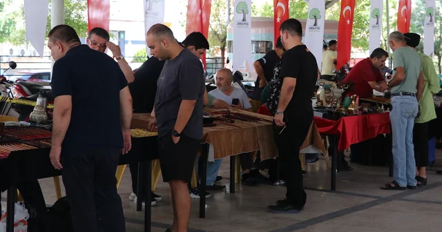 Gaziantep teki antika eşyalar vatandaşların beğenisine sunuldu Gaziantep Haberleri