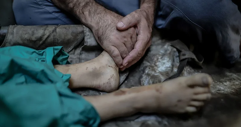 Gazze de son 24 saatte 8 kişi daha açlıktan hayatını kaybetti