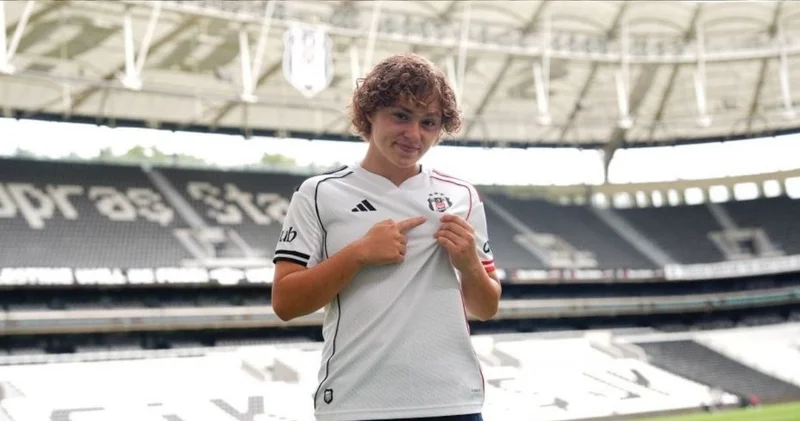 Beşiktaş transferi resmen açıkladı: İmzayı attı formayı giydi