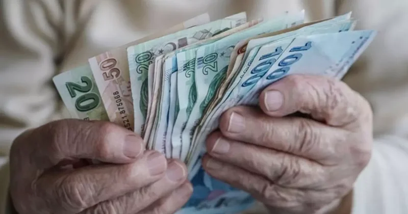 Yapmayanın emekli maaşları %5 azalıyor! Uymayanlar parasını kaybediyor