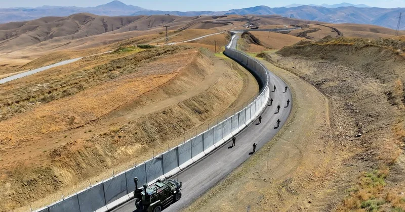 Van İran sınırında güvenlik duvarının inşası sürüyor