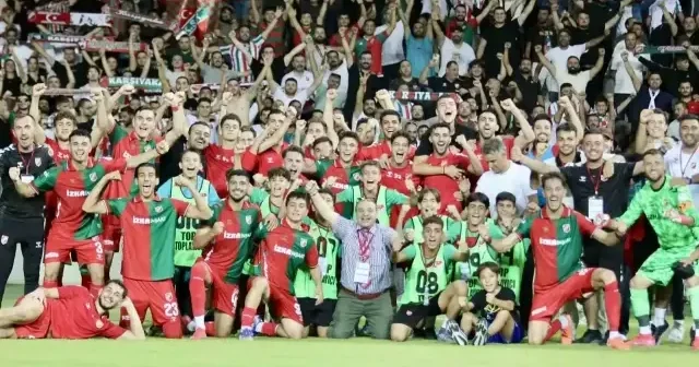 Karşıyakalı futbolculara prim dopingi Futbol Haberleri