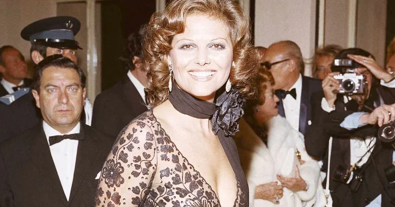 İtalyan sinemasının efsanesi Claudia Cardinale hayatını kaybetti Sözcü Gazetesi