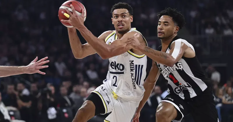 Potada kupa Fenerbahçe nin! Derbide Beşiktaş ı devirdi