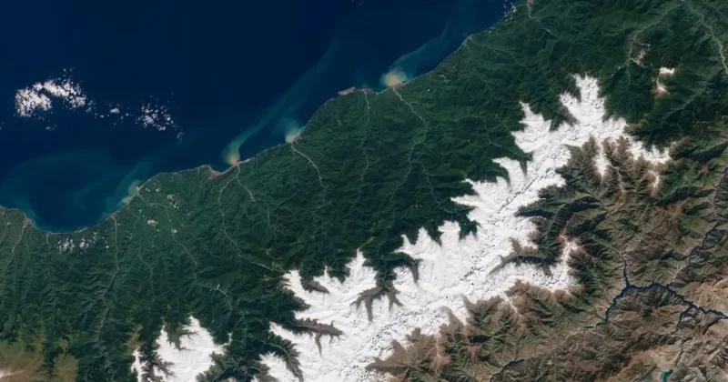 Karadeniz de sel sonrası tedirgin eden görüntü! Uydudan çekildi...