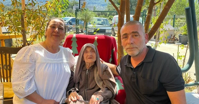 Kendisini büyüten babaannesiyle paylaştığı videolar ilgi gördü İzmir Haberleri