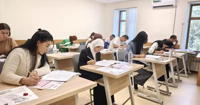 Özbekistan da öğrenciler Türkçe Yeterlik Sınavı na yoğun ilgi gösterdi