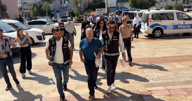 Bıçak Parası İddiası Ve Rektöre Kınama