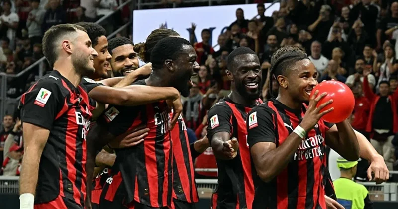Milan, İtalya Kupası nda adını bir üst tura yazdırdı!