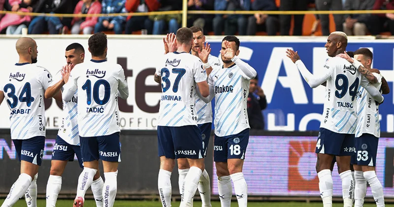 Seri başı olma şansı 90+2 de gelen golle kaçtı; işte Fenerbahçe nin Şampiyonlar Ligi ndeki muhtemel rakipleri