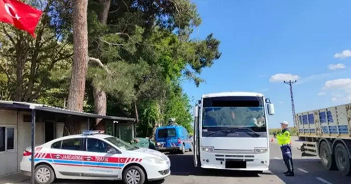 Kırklareli de trafik denetimi: 381 sürücüye ceza