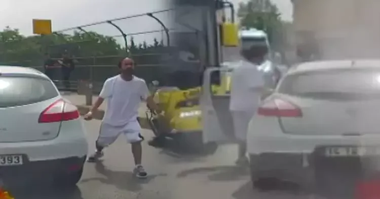 Bıçaklı maganda bu hamleyi beklemiyordu... Karşısındaki sürücü böyle karşılık verdi, arkasına bakmadan kaçtı