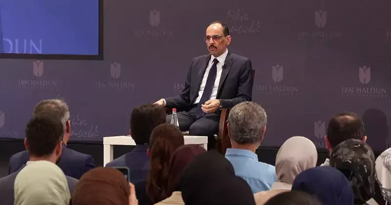 MİT Başkanı Kalın İbn Haldun Akademi nin kapanış dersine katıldı