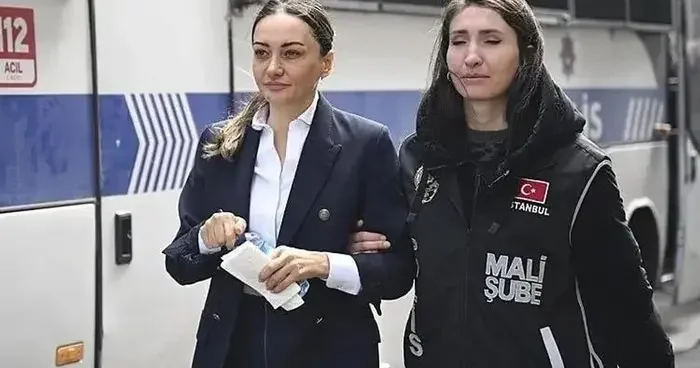 İBB Özel Kalem Müdürünün ifadesi ortaya çıktı: İBB ye ait demirbaş bir telefon olup olmadığını bilmiyorum