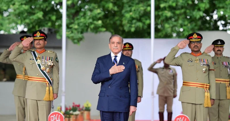 Pakistan Başbakanı İstanbul a geliyor: Erdoğan la görüşecek Sözcü Gazetesi