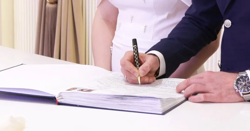 13 ay boyunca bugünü bekleyip nikah masasına oturdular Sözcü Gazetesi