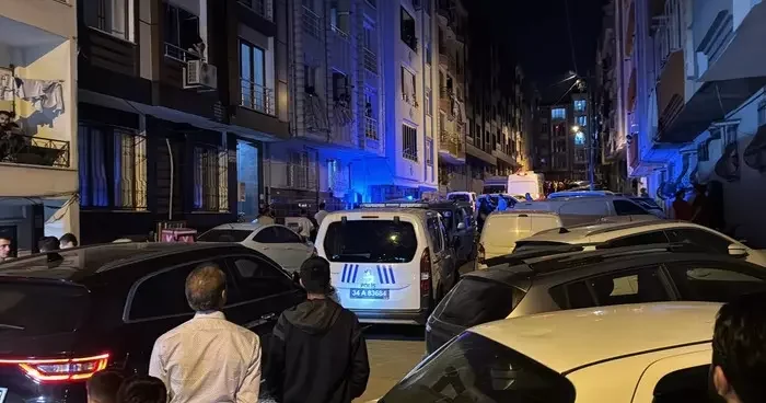 İstanbul da komşu kavgası! Ortalık savaş alanına döndü, özel harekat da devreye girdi: Tartışma köpekten çıktı
