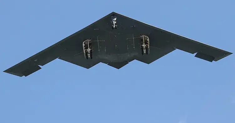B 2 pilotları 2 gün uykusuz nasıl dayandı? 11 Eylül sonrasında kullanılmıştı... 37 saatlik görevin arkasında yine o mu var?