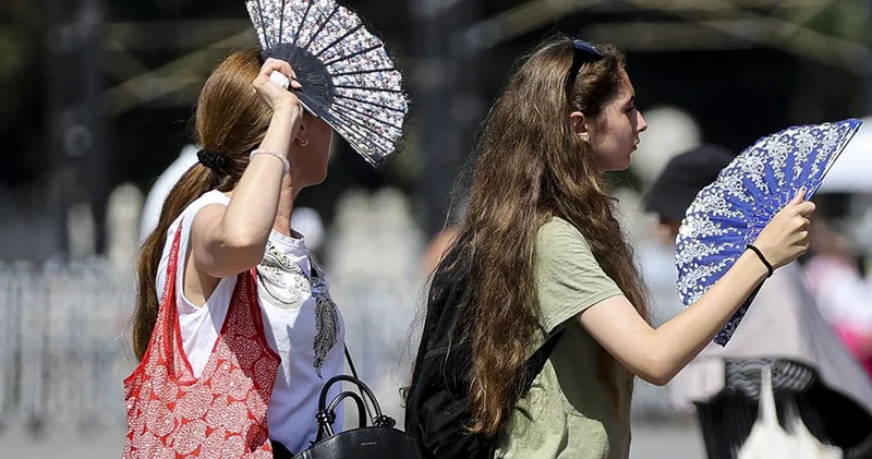 Meteoroloji ve AKOM dan yüksek sıcaklık uyarısı: Bu saatlerde dışarıya çıkmayın
