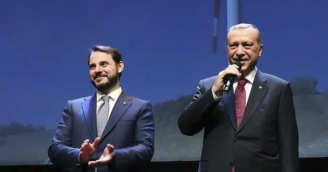 AKP li Şamil Tayyar, Cumhurbaşkanımız yalnız dedi; Berat Albayrak ın köprü görev tanımına en uygun isim olduğunu savundu