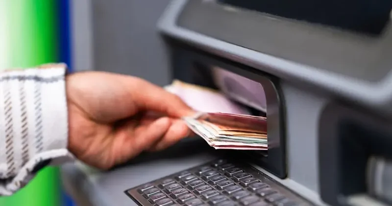 ATM den para çekmeden önce bunu mutlaka yapın Sözcü Gazetesi