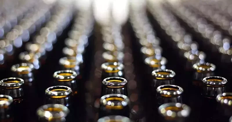 Cam şişelerde mikroplastik oranı daha yüksek çıktı