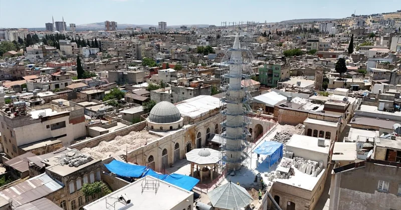 Depremde ağır hasar alan tarihi Ulu Cami gelecek yıl ibadete açılacak