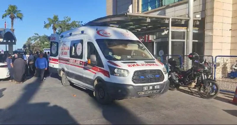 Genç kadını katletti; ailesinde 3 kişiyi yaraladı