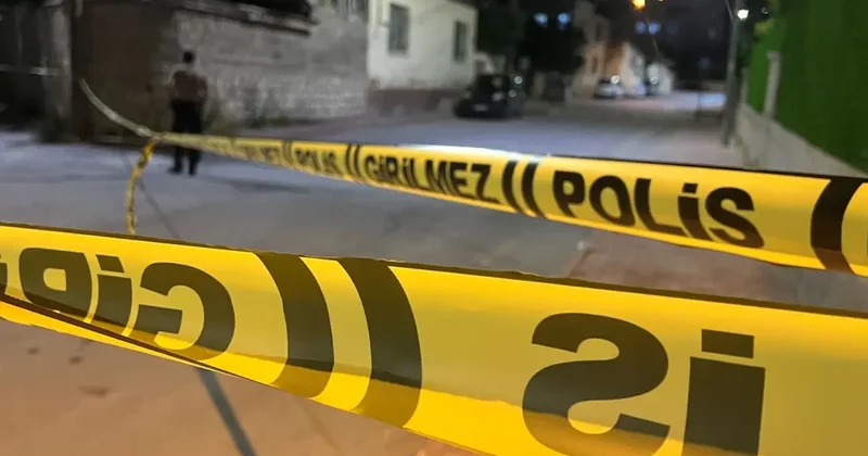Tartışıp kovaladığı kişiyi bıçaklayıp kaçtı
