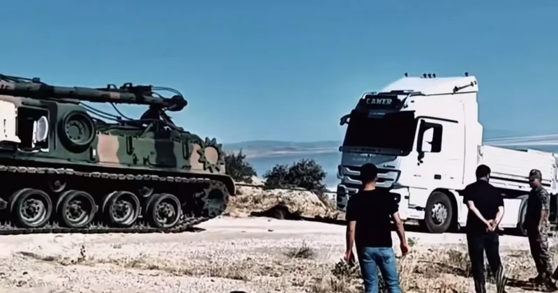 Yolda kalan tırları kurtarıcı vinç çekemeyince zırhlı tank devreye girdi