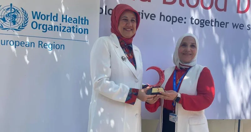 DSÖ den Türk Kızılay a kan bağışı