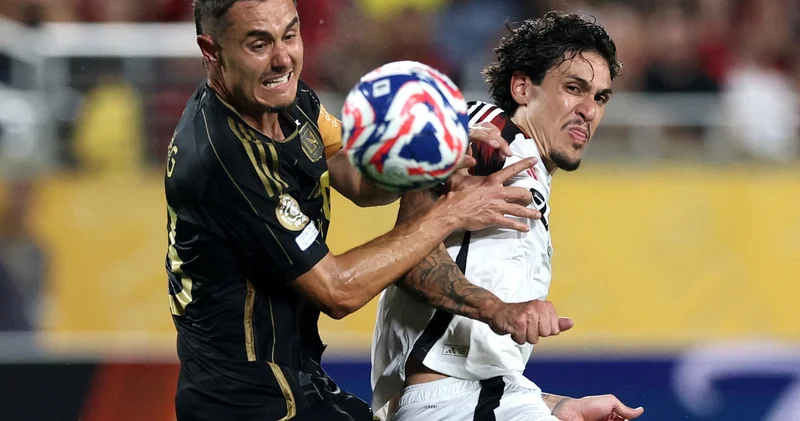 Flamengo lider bitirdi, Bayern Münih e rakip oldu