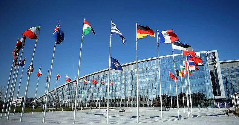 NATO zirvesinde daha çok savunma harcaması talebi Sözcü Gazetesi