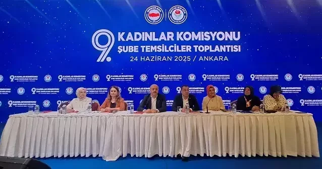 Eğitim Bir Sen Kadın Komisyonu ‘Aile Dostu Politikalar’ gündemiyle toplandı
