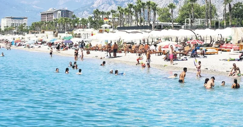 Rekor sıcaklar sahilleri doldurdu