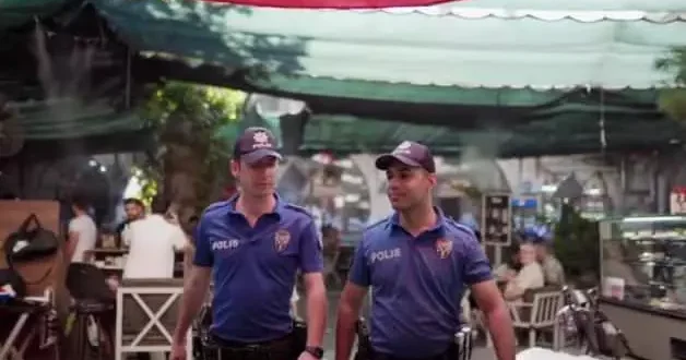 Şanlıurfa Asayiş Şube Müdürlüğü, Asayiş huzurun anahtarıdır başlıklı bir video paylaştı.