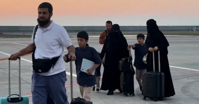 Riyad’dan Rize’ye ilk direkt uçuşa tulumlu karşılama VİDEO İZLE