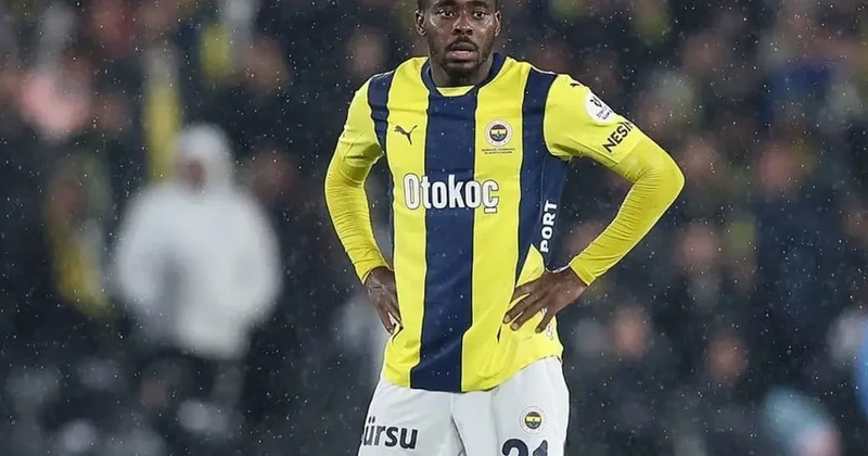 Osayi Samuel, kız arkadaşını polise şikayet etti! İşte nedeni