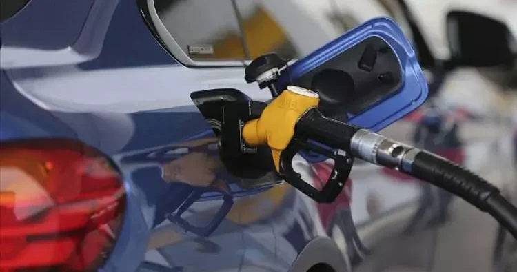 Motorin ve benzine büyük indirim geliyor! Tarihler belli oldu