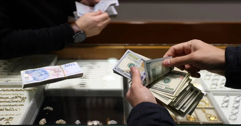 Euro zirveden inmiyor