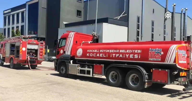 Kocaeli de korkutan fabrika yangını! 5 işçi hastanelik oldu