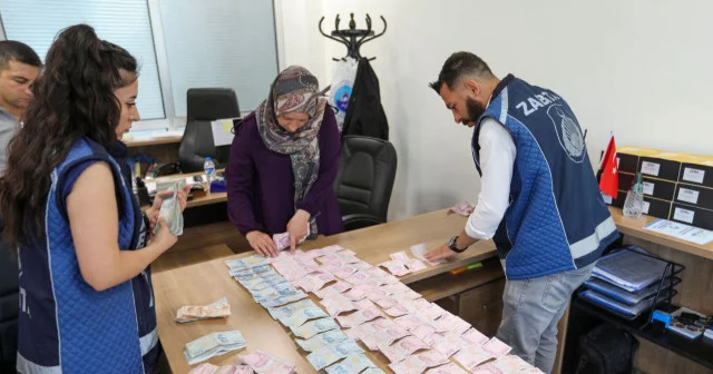 Van da dilencinin üzerinden 75 bin lira çıktı VİDEO İZLE